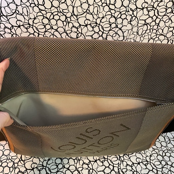 Louis Vuitton Damier Jean companion unisex handbag - Picture 9 of 16